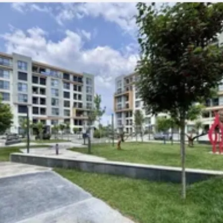 Emerald Onix Mamaia *