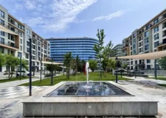 Emerald Onix Mamaia Năvodari